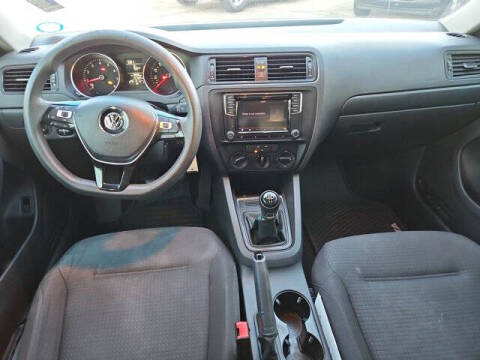 2016 Volkswagen Jetta