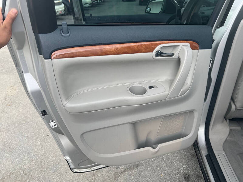 2008 Saturn Outlook XR