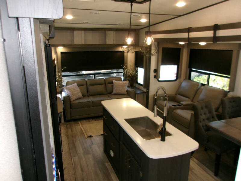 2022 Keystone RV Sprinter 3570LFT