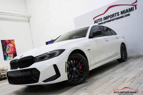 2023 BMW 3 Series 330e