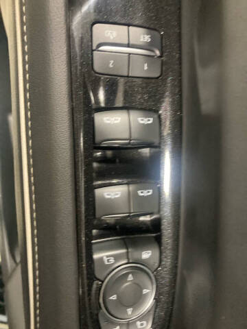 2022 Cadillac Escalade ESV Sport