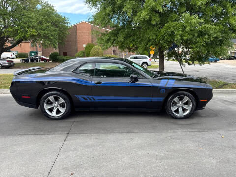 2015 Dodge Challenger SXT