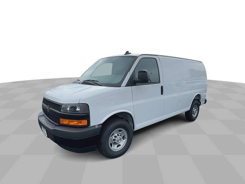 2025 Chevrolet Express 2500