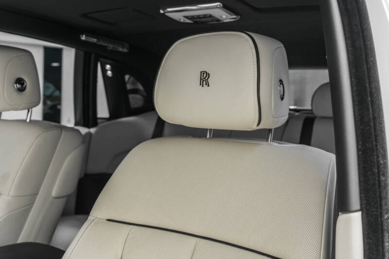 2023 Rolls-Royce Phantom