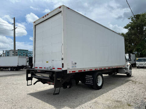 2018 International DuraStar 4300