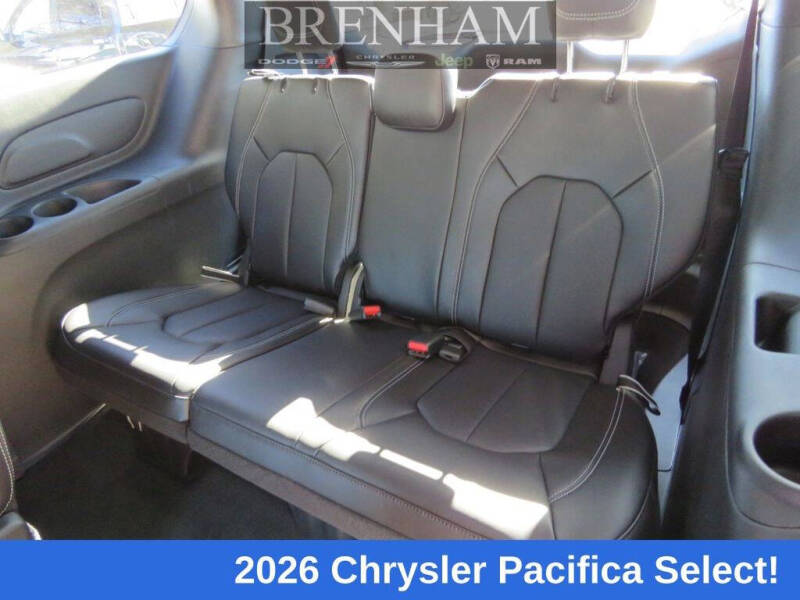 2026 Chrysler Pacifica Select