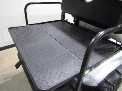 2020 E-Z-GO TXT Electric golf cart