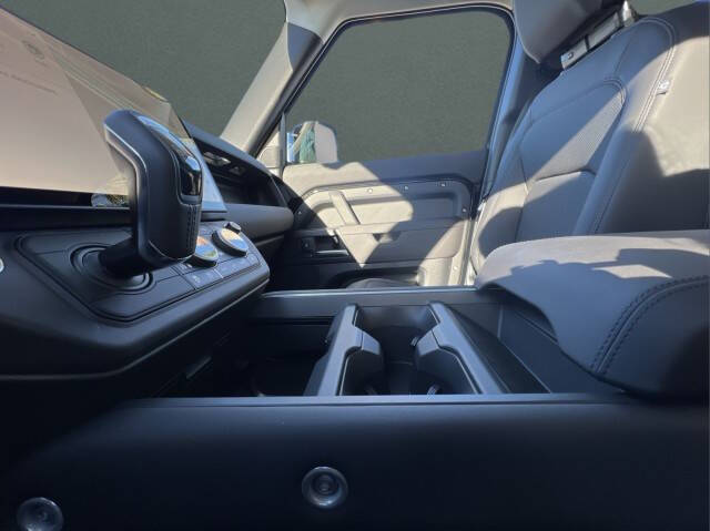 2026 Land Rover Defender 110 P300 S