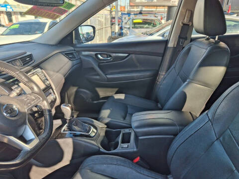 2017 Nissan Rogue SL