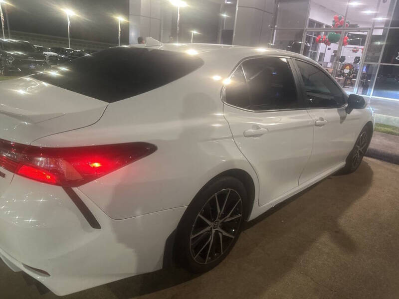 2024 Toyota Camry SE