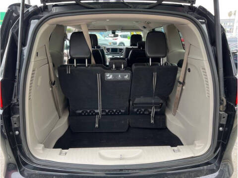 2021 Chrysler Voyager LXi