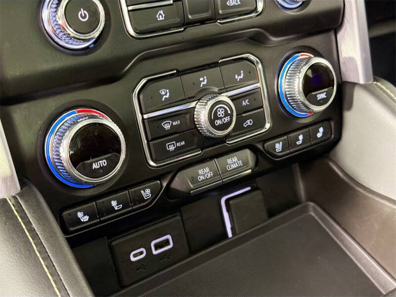 2021 GMC Yukon XL SLT