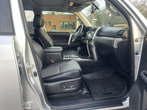 2018 Toyota 4Runner SR5