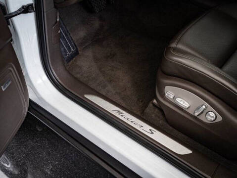 2019 Porsche Macan S