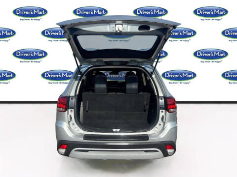 2020 Mitsubishi Outlander SE