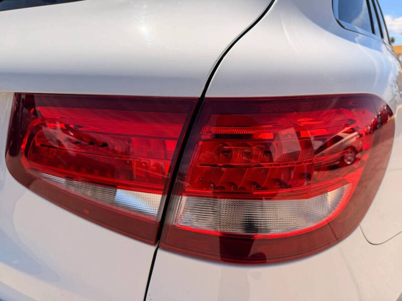 2017 Mercedes-Benz GLC GLC 300