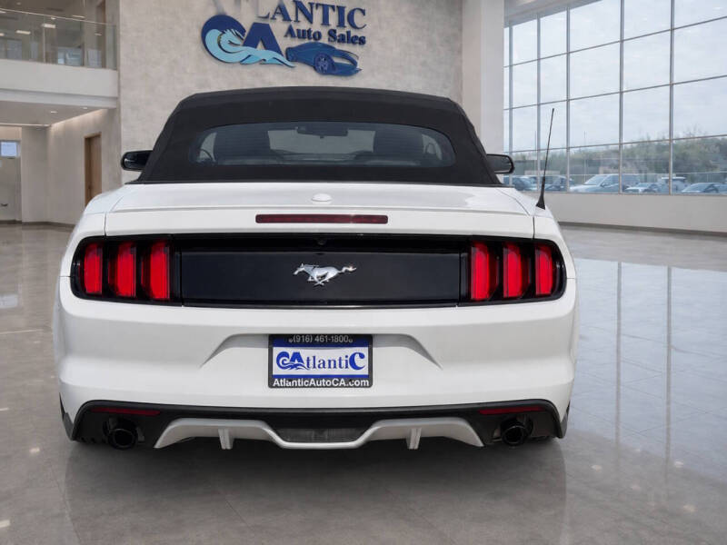 2016 Ford Mustang EcoBoost Premium
