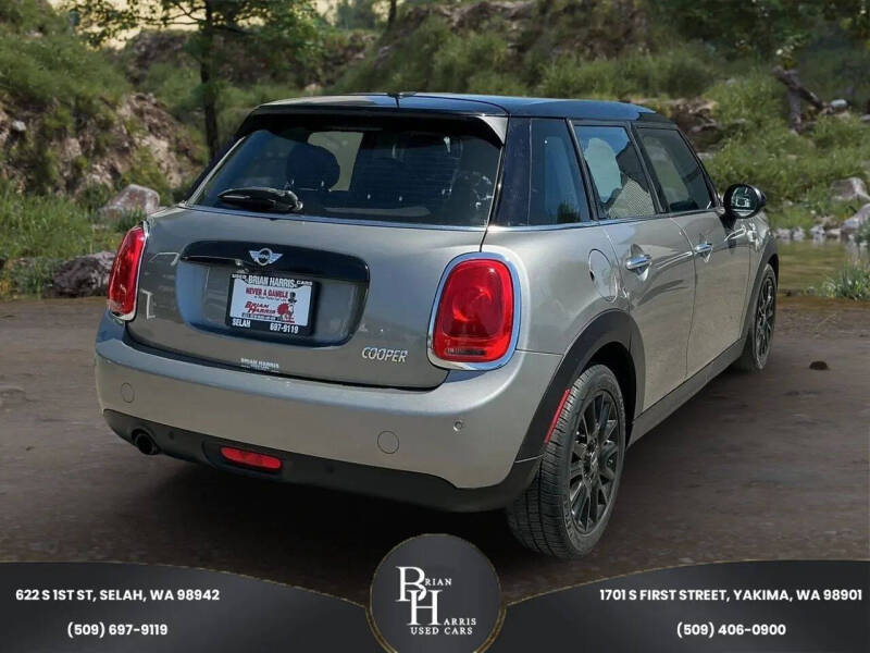 2017 MINI Hardtop 4 Door Cooper