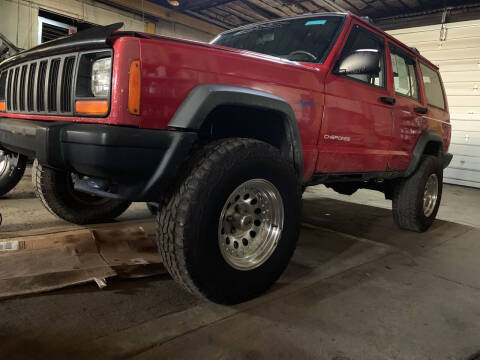 1998 Jeep Cherokee for sale at Trocci's Auto Sales in West Pittsburg PA