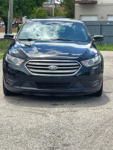 2016 Ford Taurus SEL
