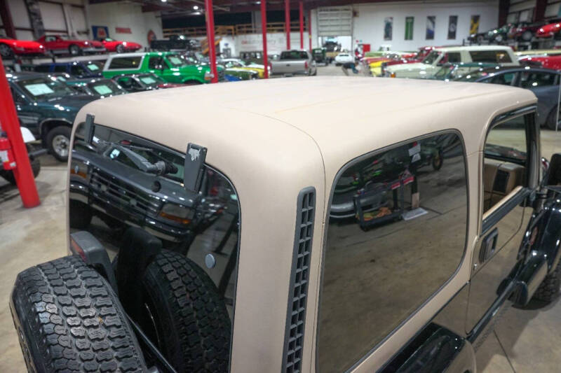 2002 Jeep Wrangler Sahara