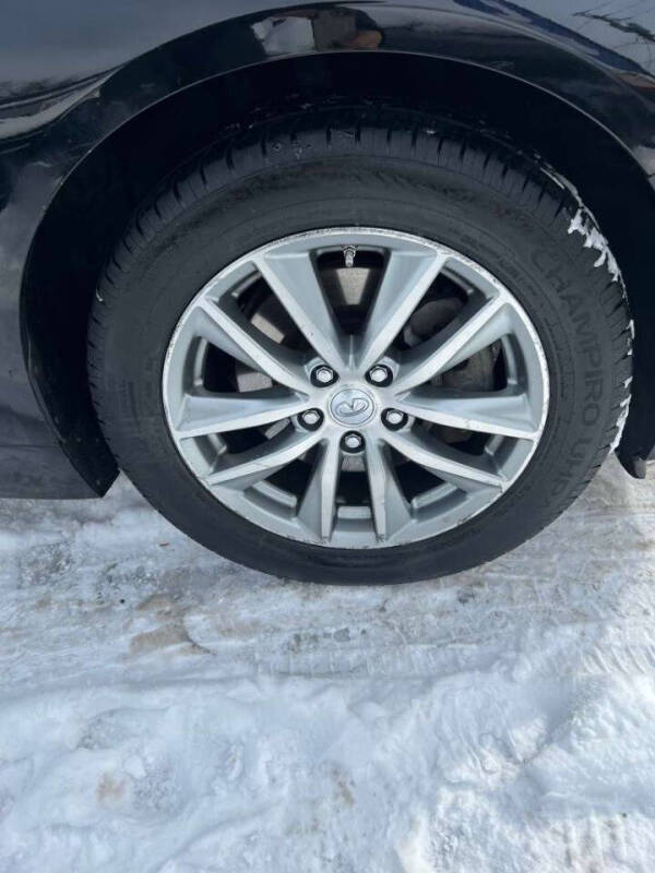 2017 Infiniti Q50 2.0T