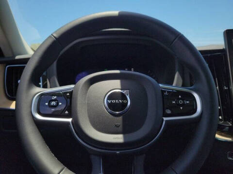 2026 Volvo XC60 B5 Core
