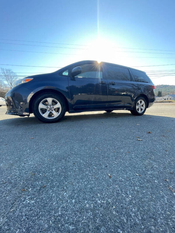 2018 Toyota Sienna L