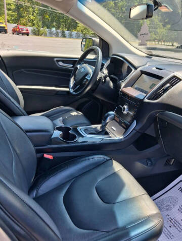2018 Ford Edge Titanium