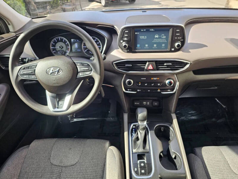 2020 Hyundai Santa Fe SE