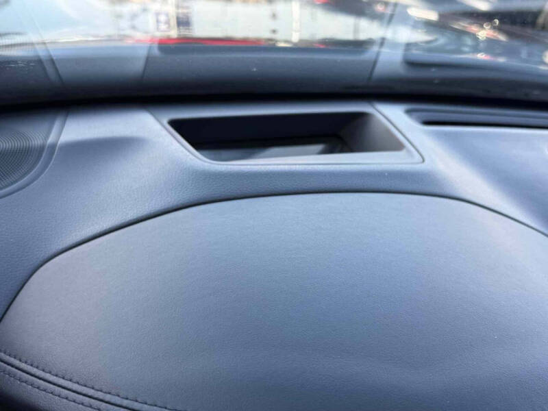 2016 Hyundai Genesis