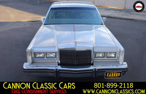 1984 Lincoln Town Car Signature