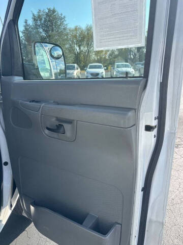 2008 Ford E-Series E-250