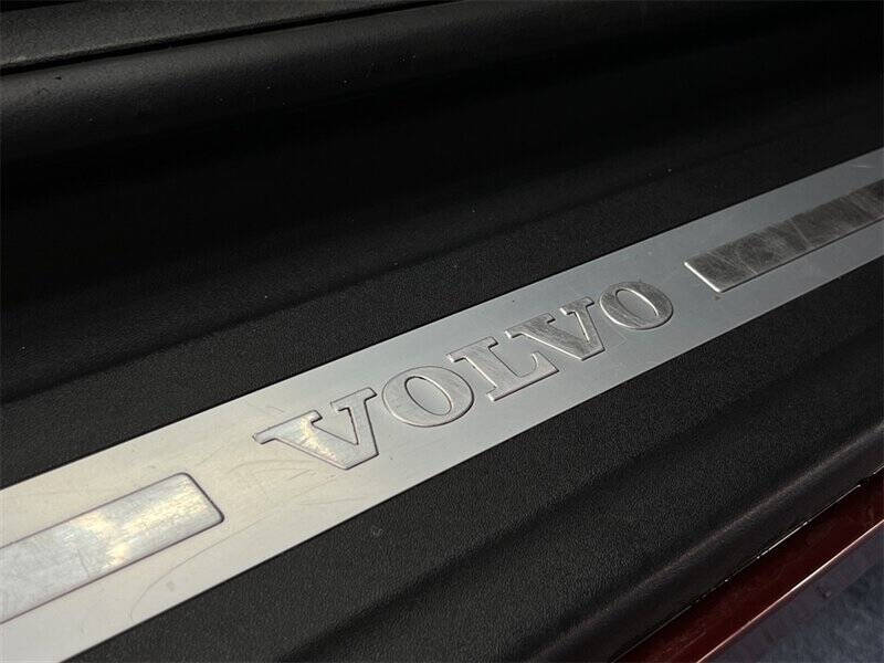 2011 Volvo C70 T5