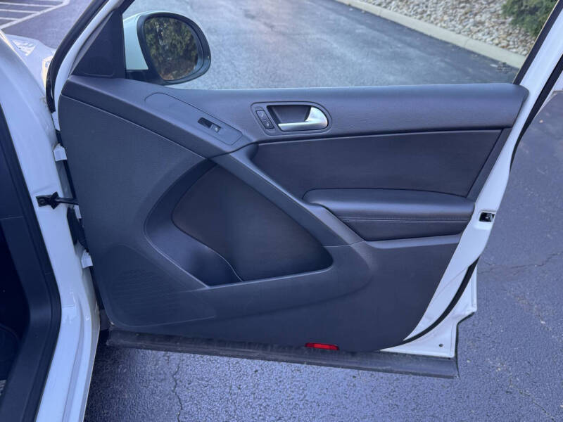 2017 Volkswagen Tiguan 2.0T S 4Motion