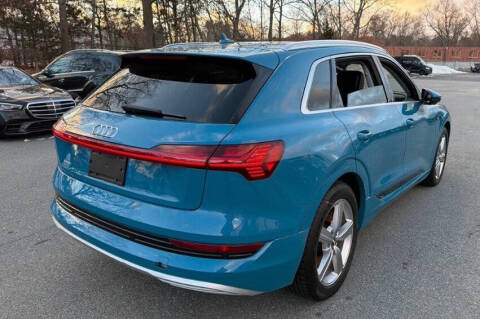 2019 Audi e-tron quattro Premium Plus