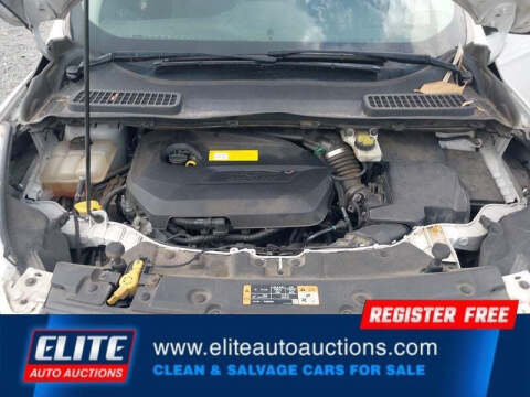 2016 Ford Escape SE