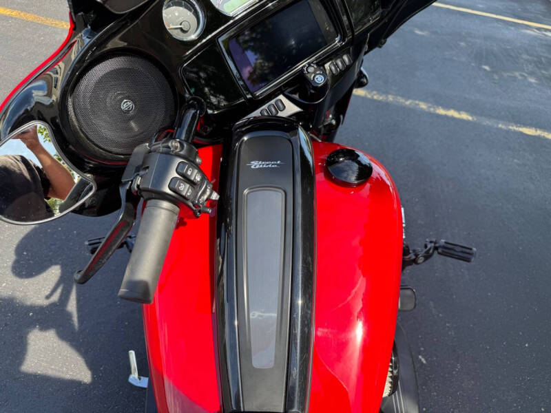 2022 Harley-Davidson Street Glide