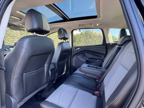 2017 Ford Escape SE