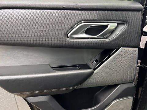 2018 Land Rover Range Rover Velar P250 R-Dynamic SE