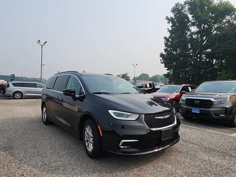 2022 Chrysler Pacifica Touring L