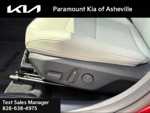 2025 Kia Niro EX Touring