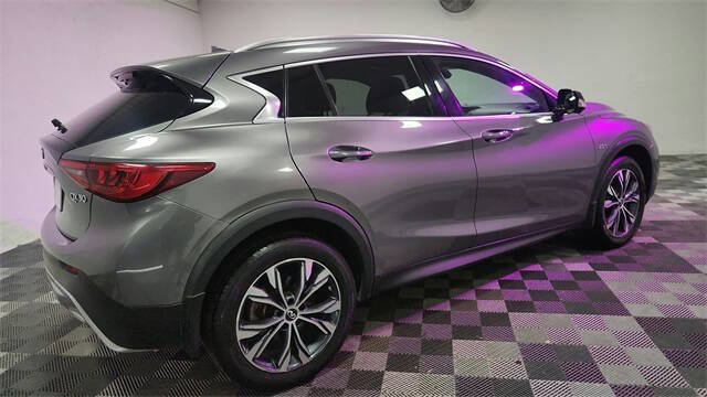 2018 Infiniti QX30 Essential