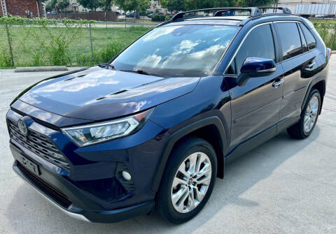 2019 Toyota RAV4 for sale at GT Auto in Lewisville TX