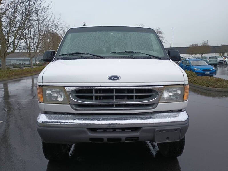 2001 Ford E-Series
