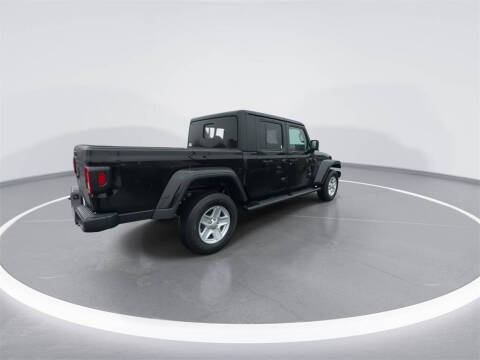 2023 Jeep Gladiator Sport
