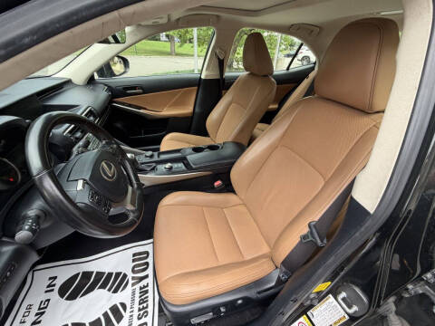 2018 Lexus IS 300