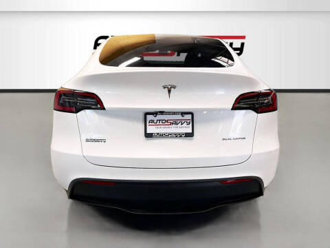 2025 Tesla Model Y Long Range