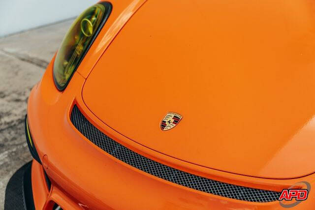 2016 Porsche Cayman GT4