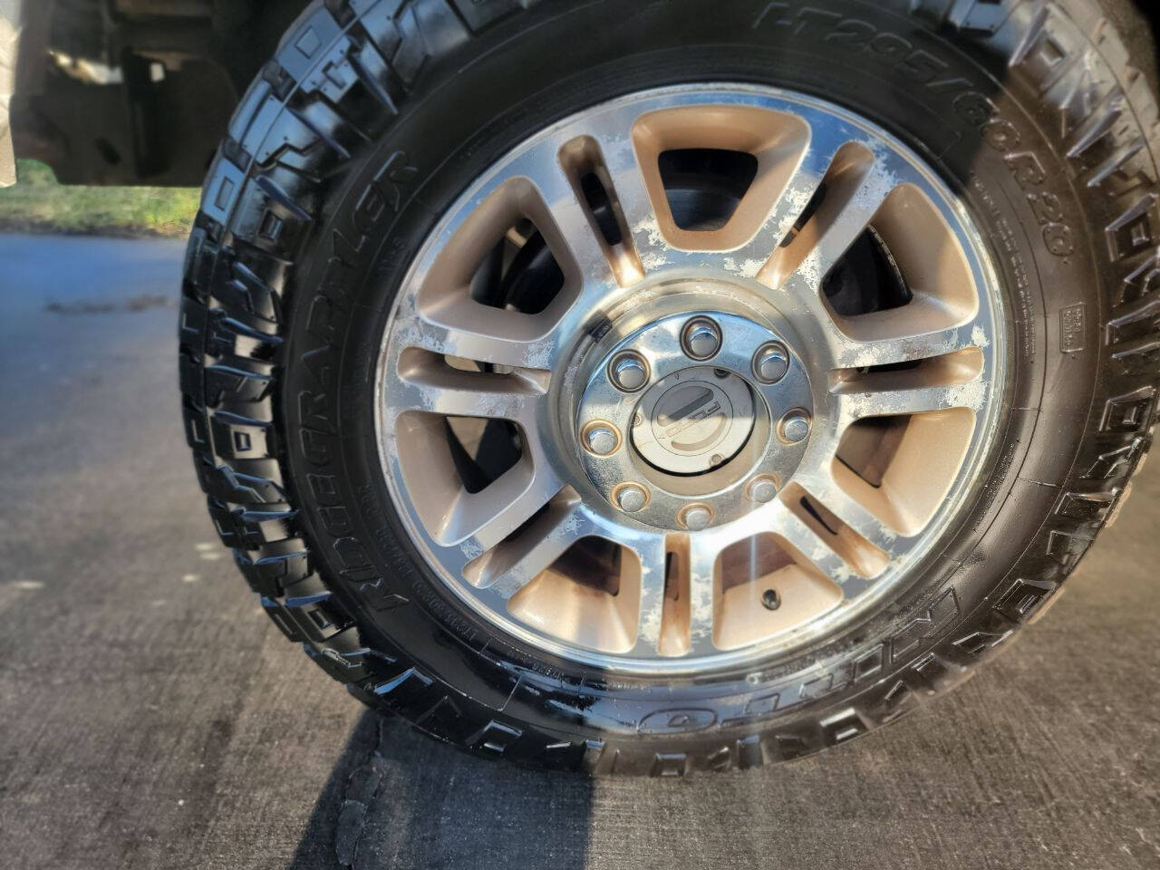 2014 Ford F-350 Super Duty  - $29,900